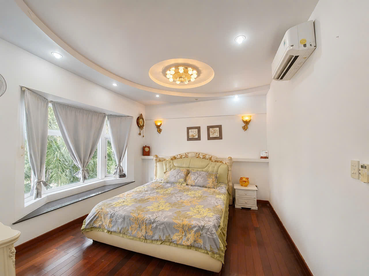 Biệt Thự Liền Kề Mỹ Thái 1 Góc Công Viên Phú Mỹ Hưng Hướng Đông Nam